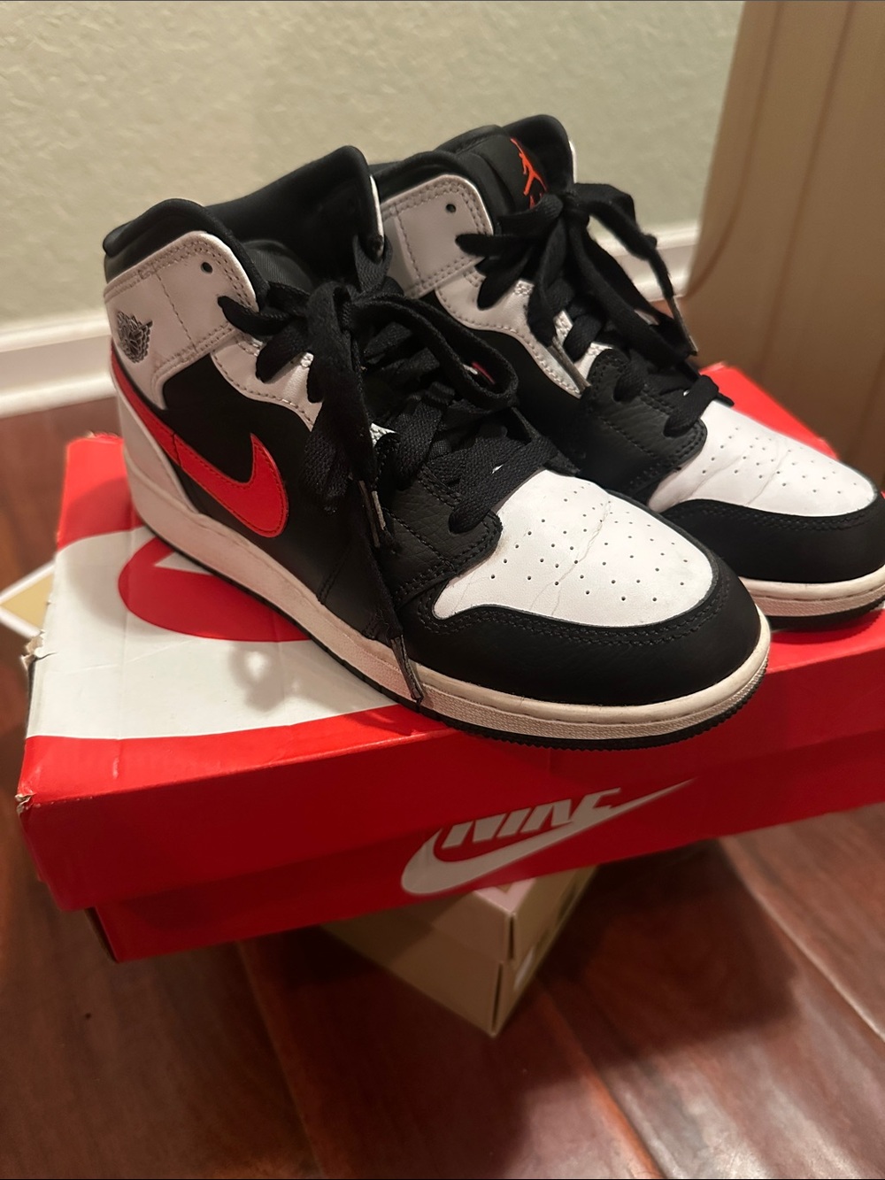 Jordan 1s- Boys size 5.5Y Black White Red High-Top Sneakers